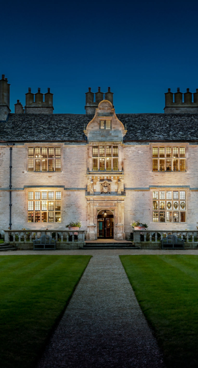 Yarnton Manor at night.