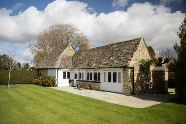 Guest house at Yarnton Manor.