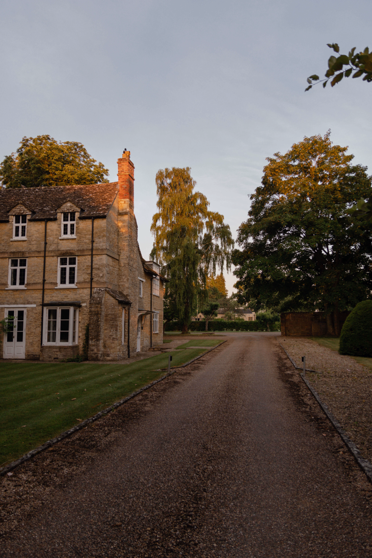 Sunset at the Parsonage in Yarnton manor.