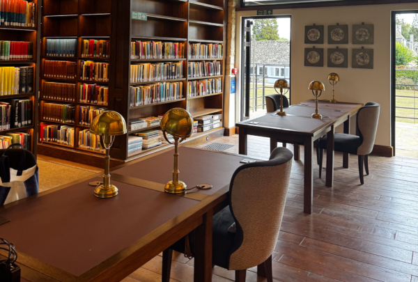 Central hallway with desks in Yarnton Manor Library