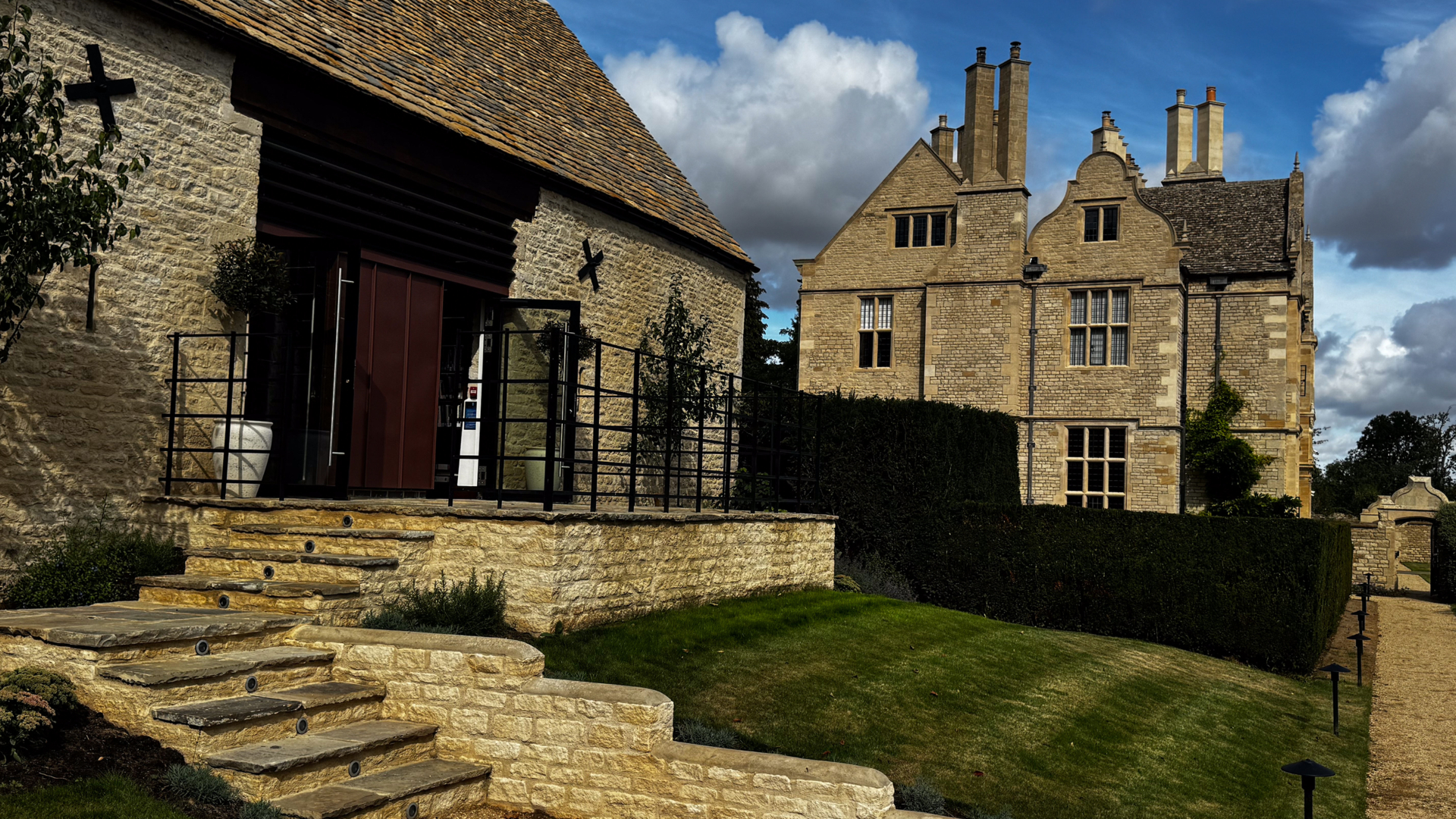 Tithe barn library with Yarnton Manor